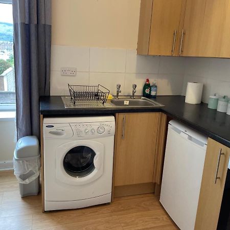 Rainforest 1 Apartment Кембелтаун Екстериор снимка